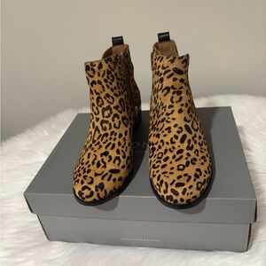 Vionic Tan Ankle Boots